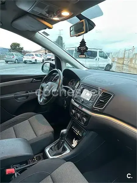 Usado VW Sharan Advance 140 CV (102 kW) 2013 Negro Monovolumen