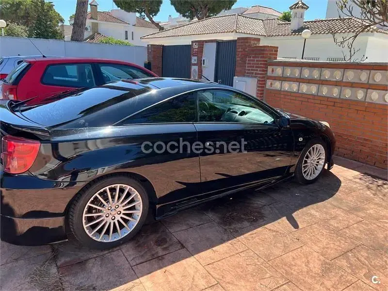 Usado Toyota Celica 192 CV (141 kW) 2004 Negro Coupe