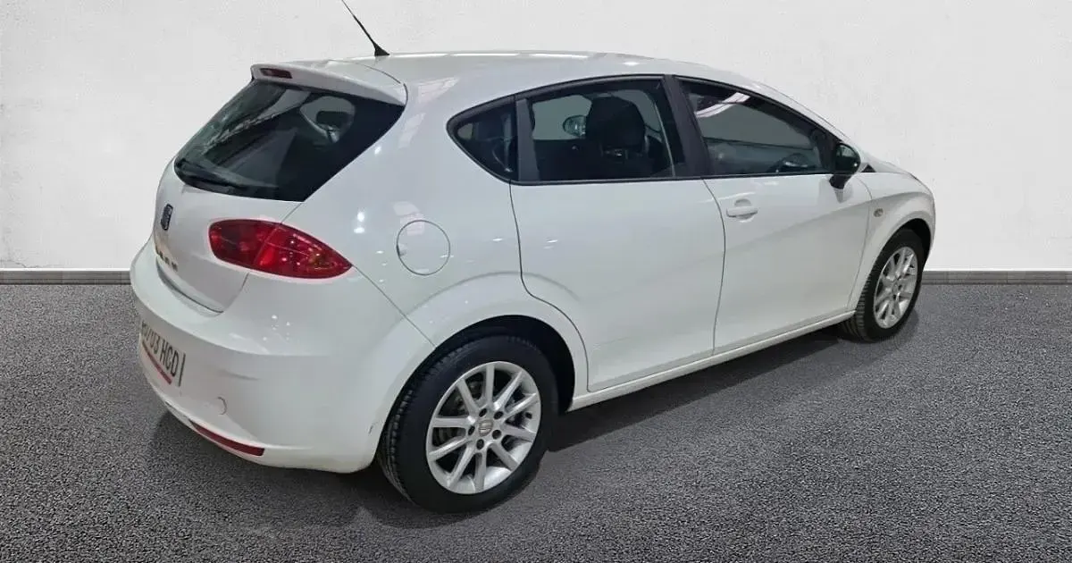 Usado Seat Leon Reference 90 CV (66 kW) 2011 Utilitario