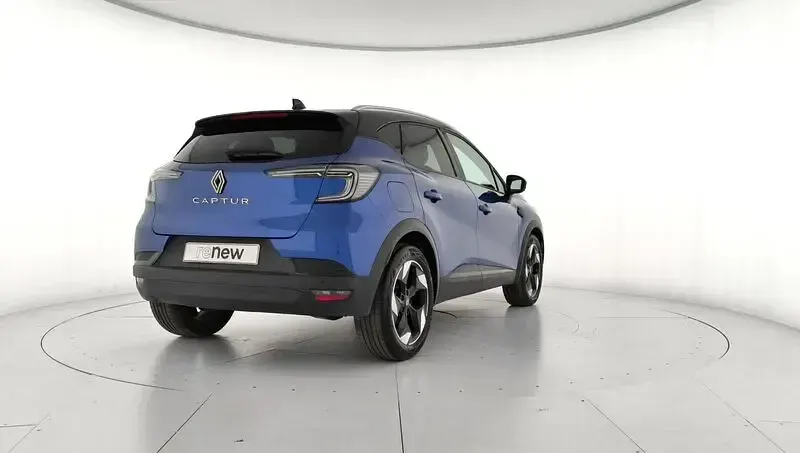 Usado Renault Captur Techno 100 CV (73 kW) 2025 Azul SUV