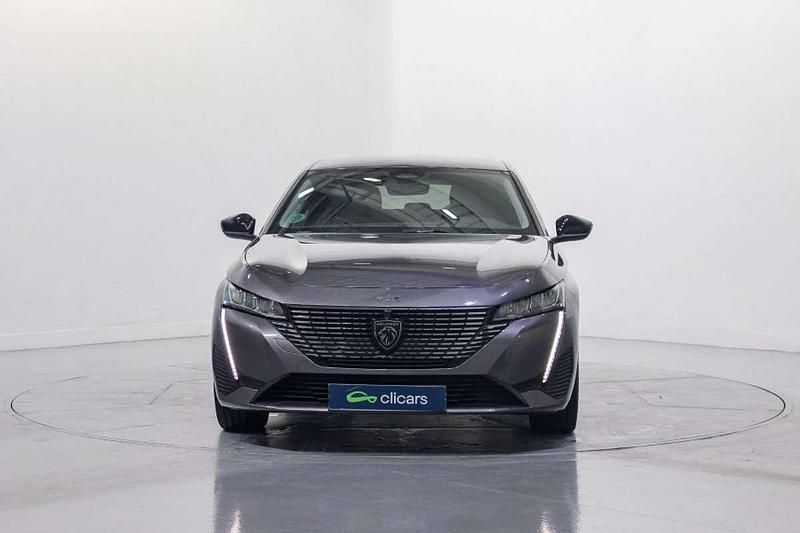 Usado Peugeot 308 SW Allure 131 CV (96 kW) 2023 Plateado Familiar