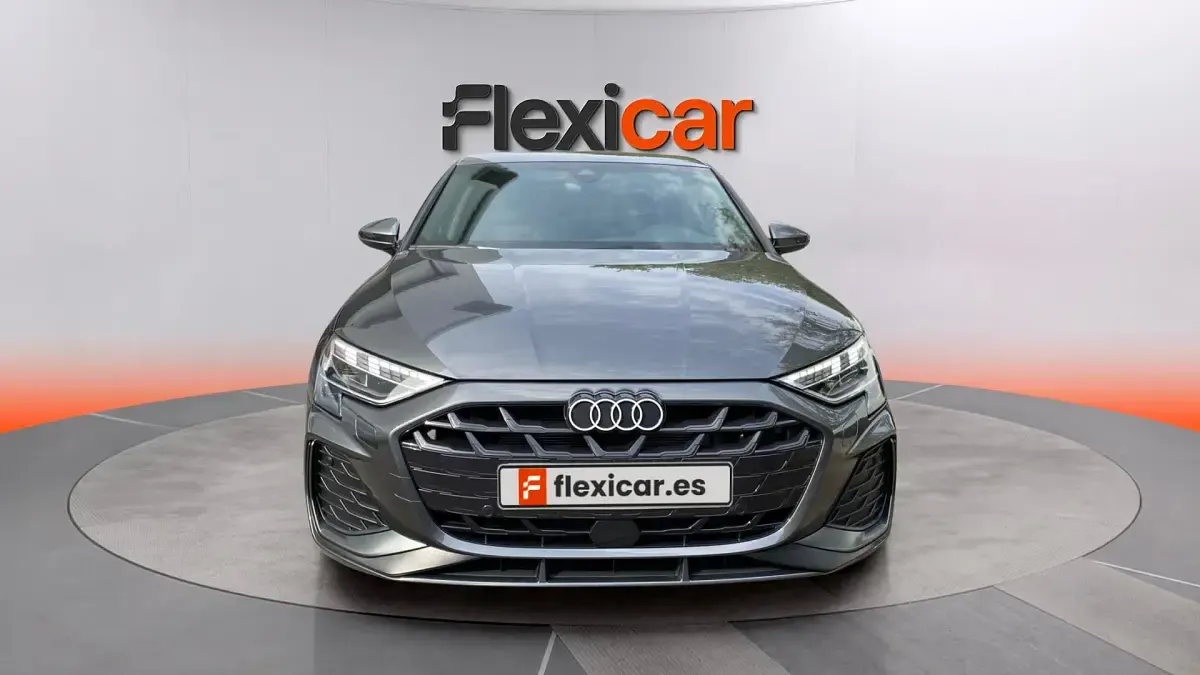 Usado Audi A3 Advanced Plus 116 CV (85 kW) 2024 Gris Berlina