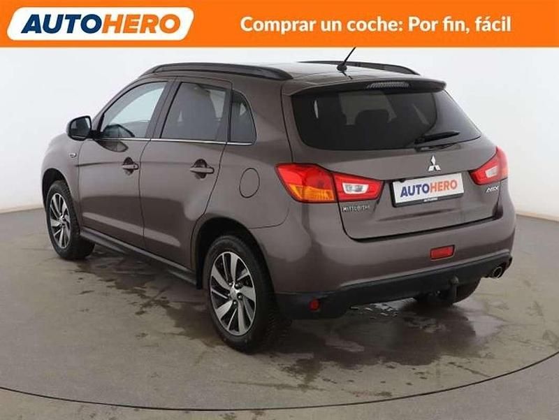 Usado Mitsubishi ASX Motion 117 CV (86 kW) 2015 Marrón SUV