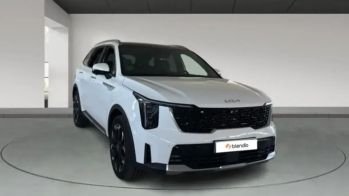 Usado Kia Sorento Premium 194 CV (142 kW) 2026 Blanco SUV
