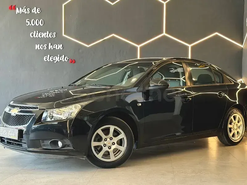 Usado Chevrolet Cruze LS 163 CV (119 kW) 2012 Negro Berlina