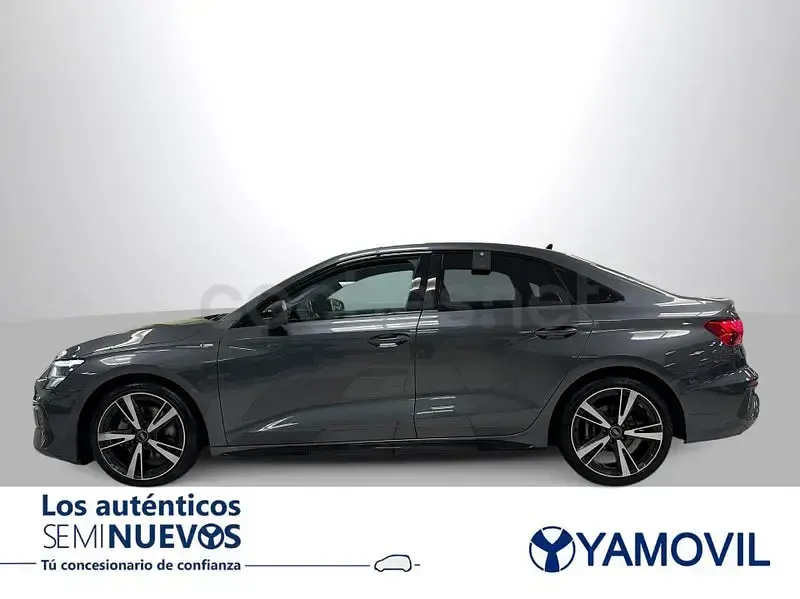 Usado Audi A3 S-Line 150 CV (110 kW) 2021 Gris / plata Berlina