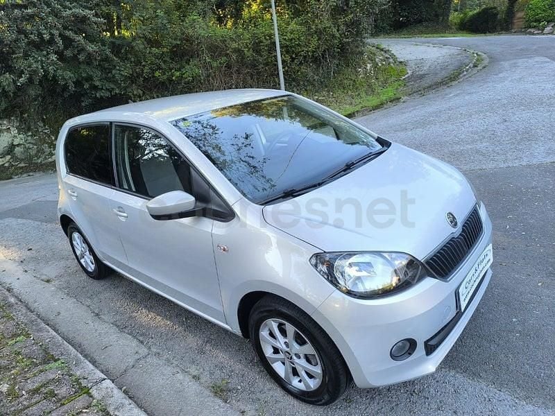 Usado Skoda Citigo Active 60 CV (44 kW) 2014 Gris / plata Utilitario