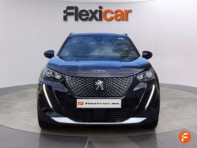 Usado Peugeot 2008 Allure 100 CV (73 kW) 2023 Negro SUV