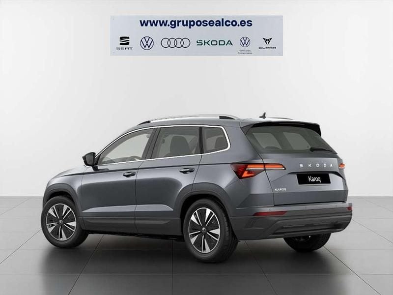 Usado Skoda Karoq Selection 150 CV (110 kW) 2025 Gris SUV