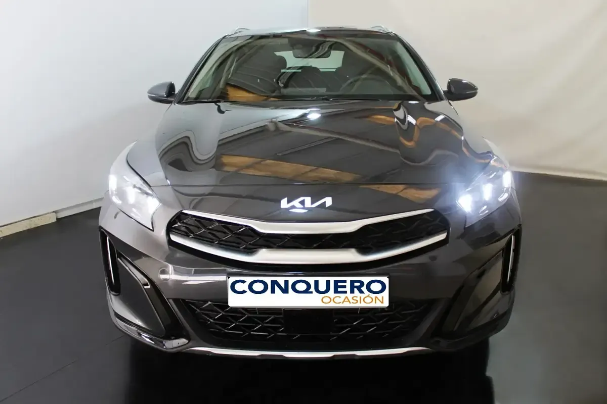 Usado Kia XCeed 141 CV (103 kW) 2024 Gris SUV