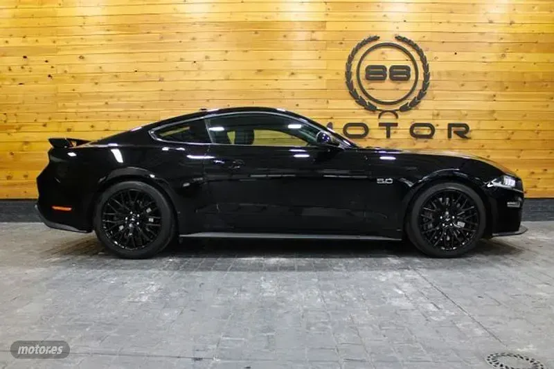 Usado Ford Mustang GT 450 CV (330 kW) 2021 Negro Coupe