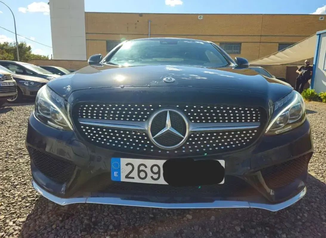 Usado Mercedes C220 170 CV (125 kW) 2017 Negro Coupe