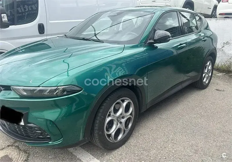 Usado Alfa Romeo Tonale Sprint 130 CV (95 kW) 2024 Verde SUV