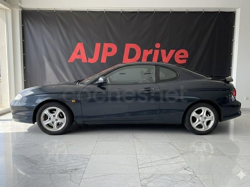 Usado Hyundai Coupé 116 CV (85 kW) 2000 Azul Coupe