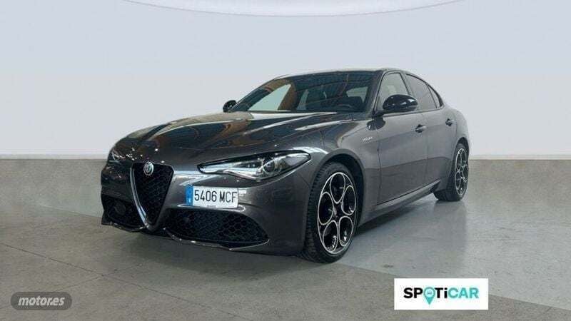 Gris Usado 2022 Alfa Romeo Giulia Veloce Berlina | 32.900 € (Buen precio) - Imagen 1/4