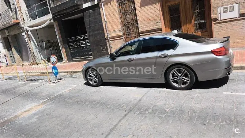 Usado BMW 525 197 CV (144 kW) 2011 Beige Berlina