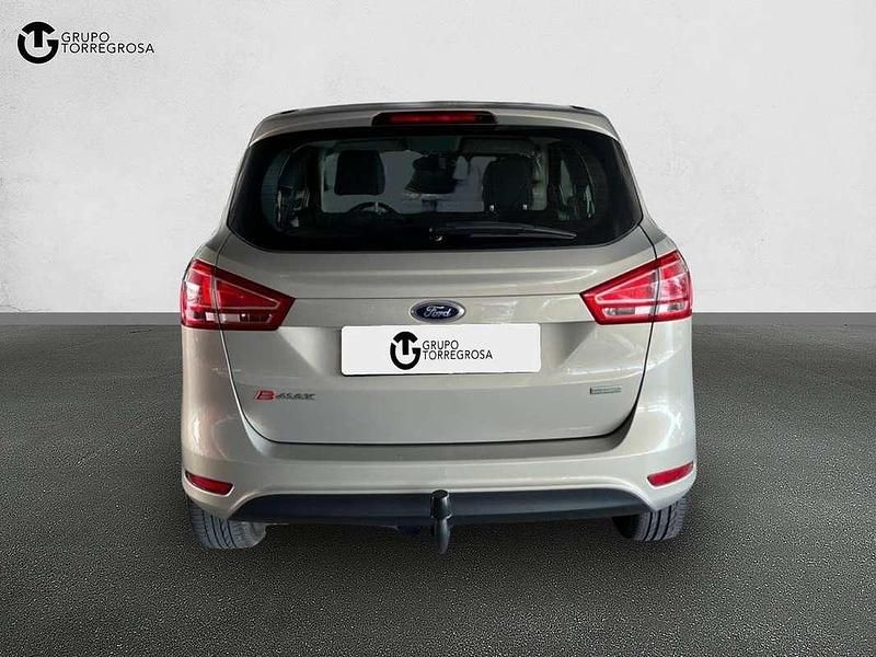 Usado Ford B-MAX Trend 101 CV (74 kW) 2015 Marrón Monovolumen