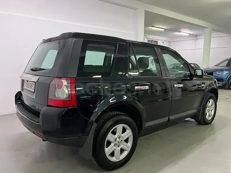 Usado Land Rover Freelander 2 SE 160 CV (117 kW) 2009 Negro SUV