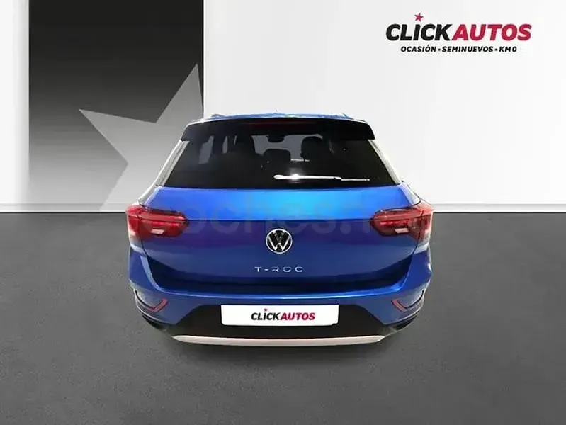 Usado VW T-Roc Life 150 CV (110 kW) 2024 Azul SUV