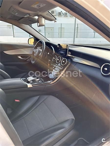 Blanco Usado 2015 Mercedes C220 AMG line Berlina | 17.500 € (Buen precio) - Imagen 1/4