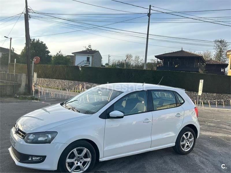 Usado VW Polo Advance 70 CV (51 kW) 2012 Blanco Utilitario