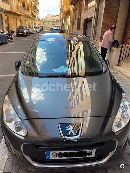 Gris / plata Usado 2012 Peugeot 308 Business-Line Berlina | 5500 € (Precio justo) - Imagen 1/1