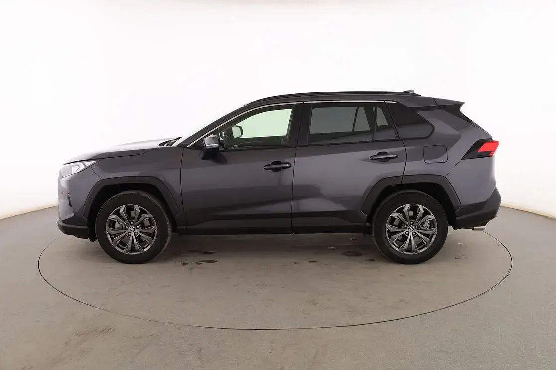 Usado Toyota RAV4 Hybrid Style 220 CV (161 kW) 2025 Gris SUV