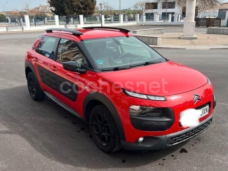 Rojo Usado 2017 Citroën C4 Feel Berlina | 7800 € (Buen precio) - Imagen 1/4