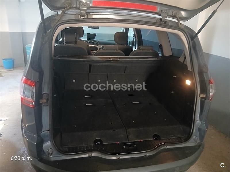 Begagnad Ford S-MAX Titanium 140 HK (102 kW) 2011 Blå Minibuss