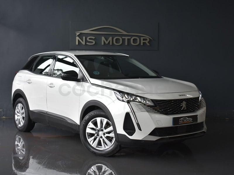 Usado Peugeot 3008 Active 131 CV (96 kW) 2022 Blanco SUV