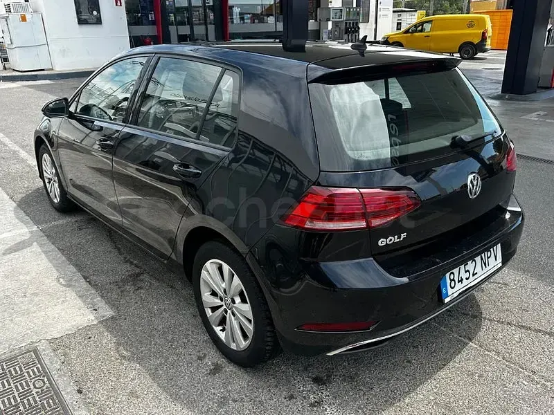 Usado VW Golf VII Advance 115 CV (84 kW) 2019 Negro Berlina