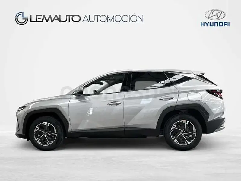 Nuevo Hyundai Tucson 160 CV (117 kW) 2026 Gris / plata SUV