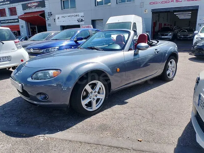 Usado Mazda MX5 Active 126 CV (92 kW) 2008 Gris / plata Descapotable