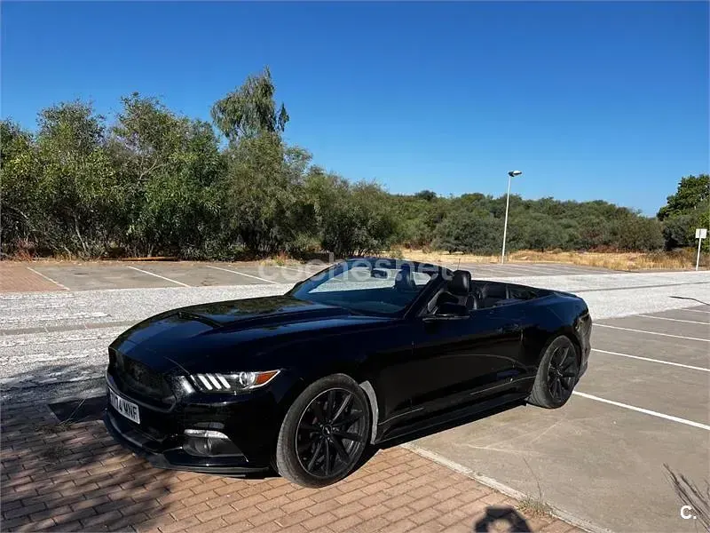 Usado Ford Mustang Convertible 314 CV (230 kW) 2016 Negro Descapotable