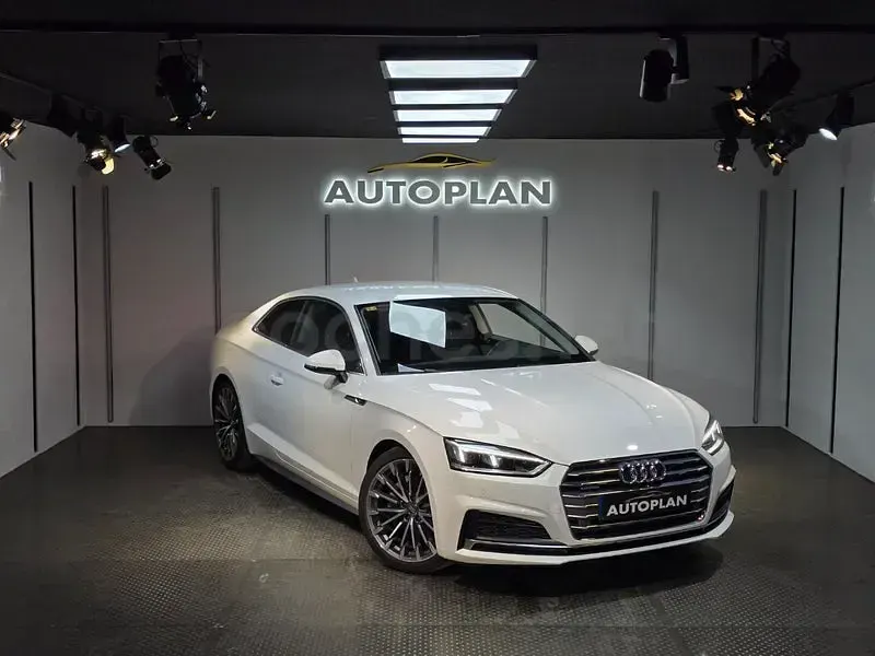Usado Audi A5 S-Line 218 CV (160 kW) 2018 Blanco Coupe