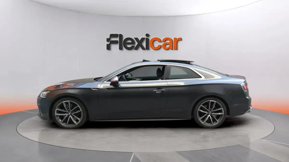 Usado Audi A5 Premium 354 CV (260 kW) 2018 Gris Coupe