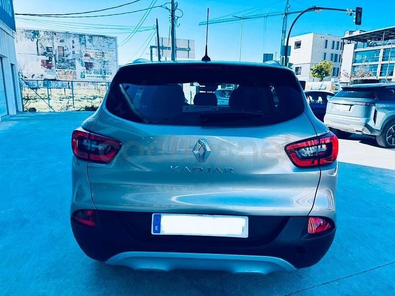 Usado Renault Kadjar Zen 130 CV (95 kW) 2018 Beige SUV