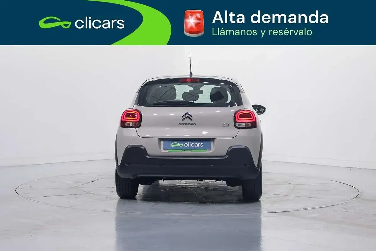 Usado Citroën C3 PureTech 82 CV (60 kW) 2024 Naranja Utilitario