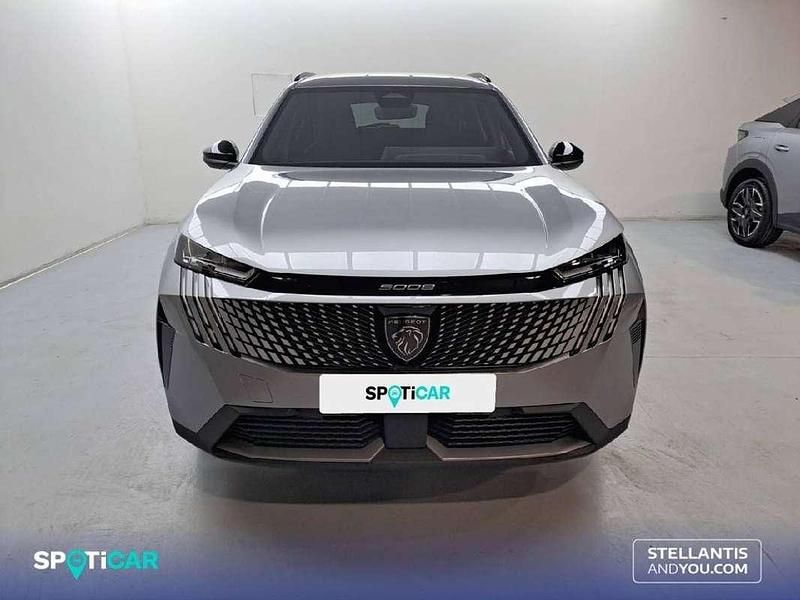 Usado Peugeot 5008 Allure 147 CV (108 kW) 2025 Gris SUV