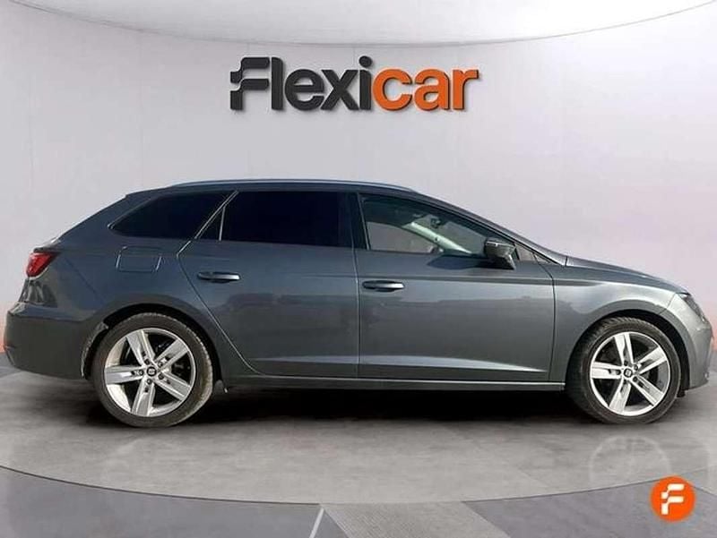 Usado Seat Leon ST FR 150 CV (110 kW) 2017 Gris Familiar
