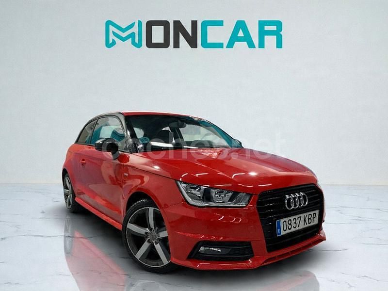 Usado Audi A1 Ambiente 95 CV (69 kW) 2017 Rojo Berlina