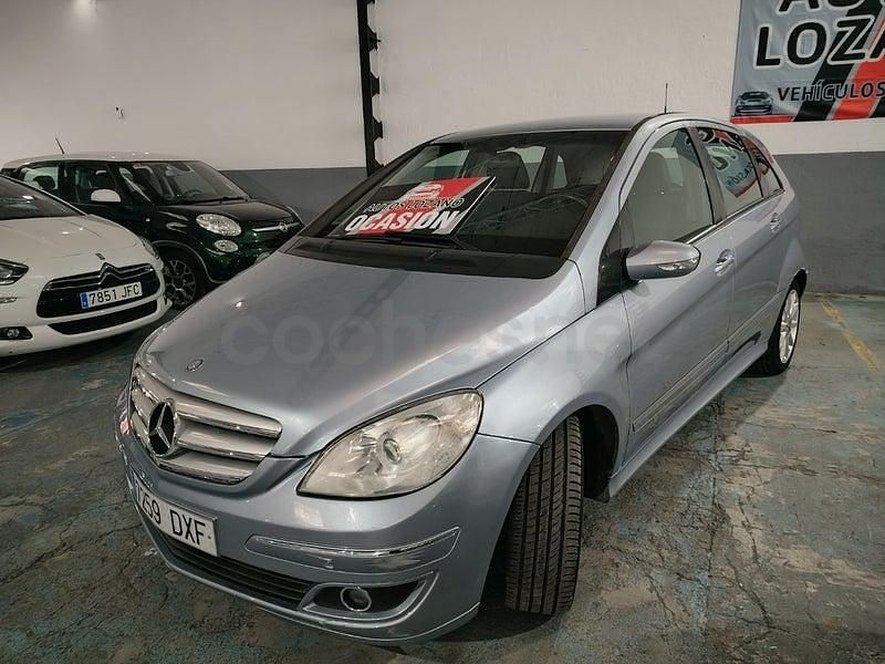 Usado Mercedes B200 136 CV (100 kW) 2006 Azul Monovolumen