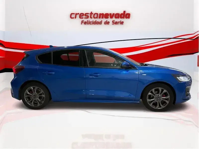 Używany Ford Focus ST-Line 125 KM (91 kW) 2022 Niebieski