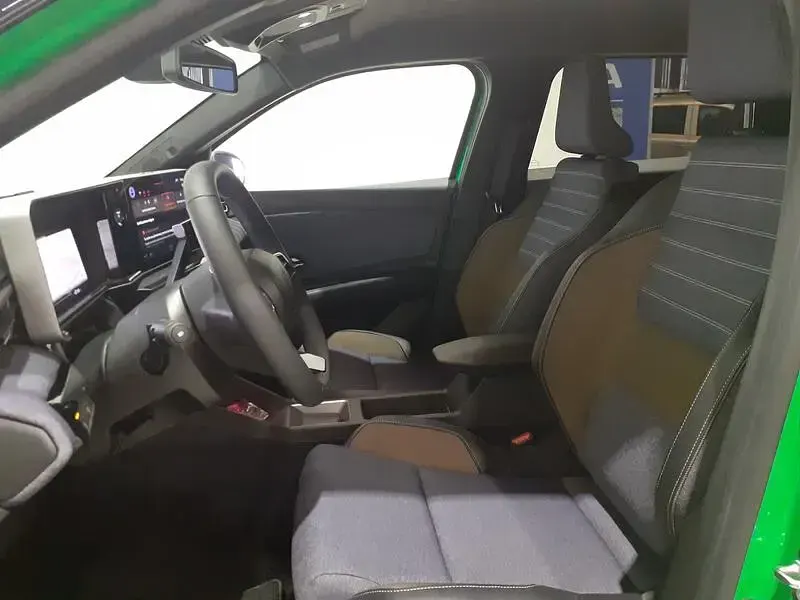 Usado Renault R5 Techno 110 kW (150 CV) 2025 Verde Utilitario