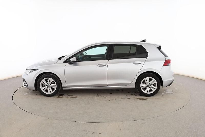 Usado VW Golf VIII Life 150 CV (110 kW) 2021 Gris Utilitario