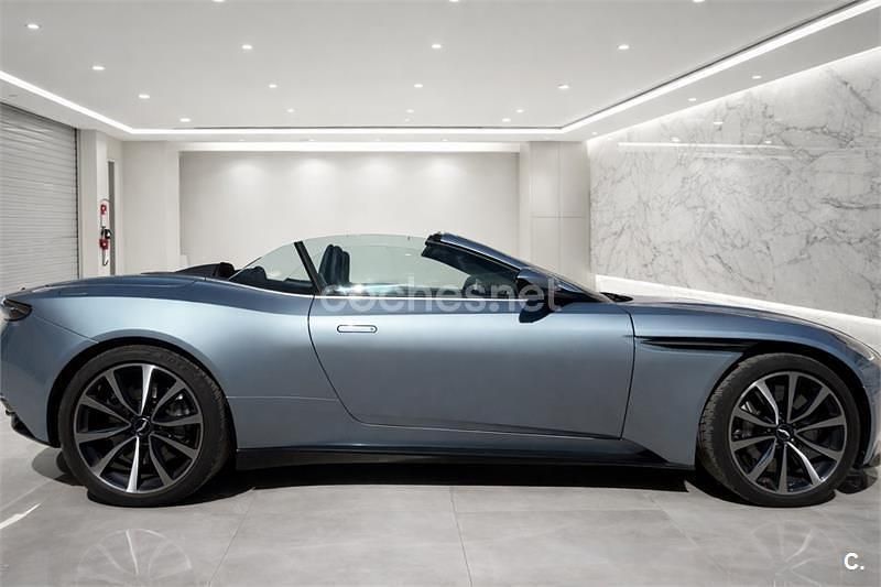 Usado Aston Martin DB11 510 CV (375 kW) 2019 Azul Descapotable