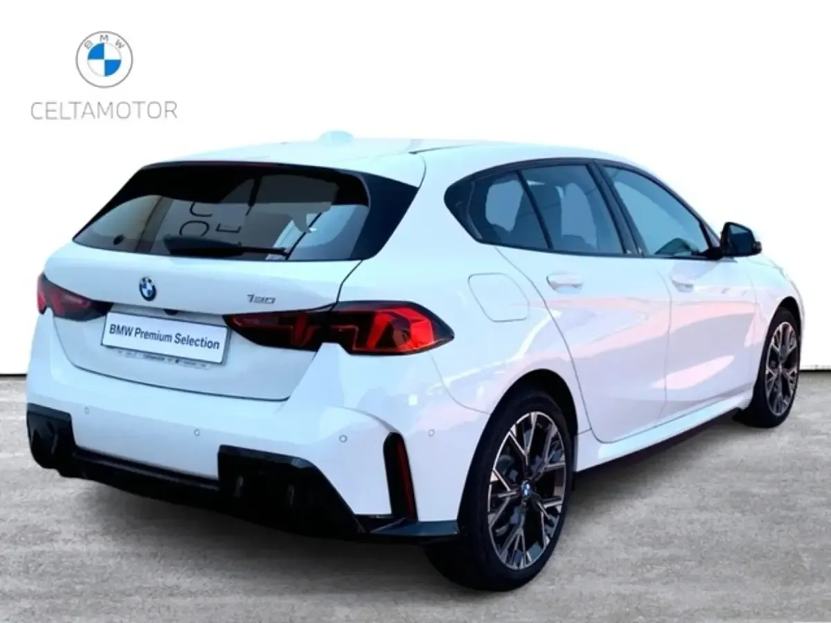 Nuevo BMW 120 Shadowline 170 CV (125 kW) 2026 Blanco Utilitario