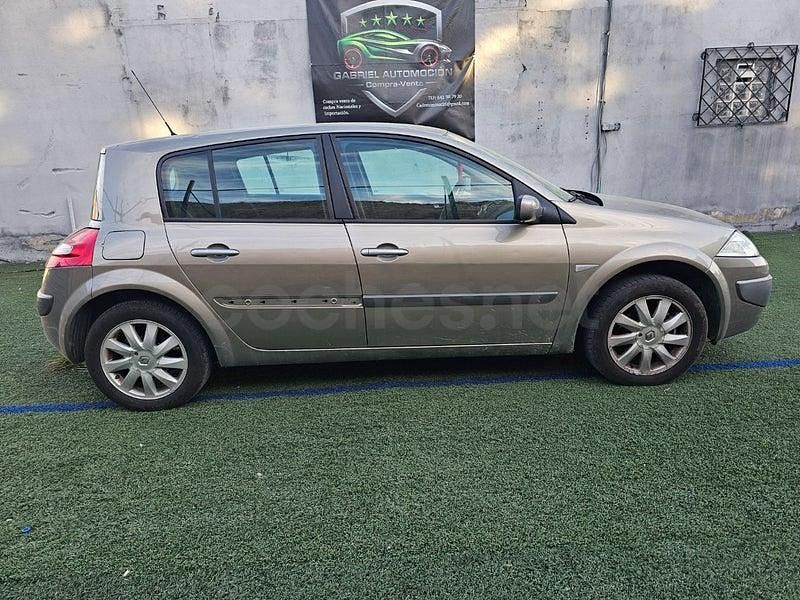 Usado Renault Mégane II Business 105 CV (77 kW) 2008 Beige Berlina