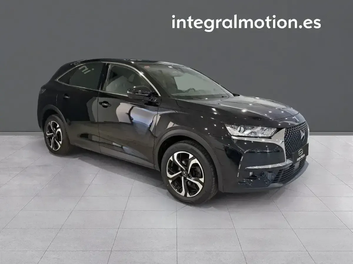 Usado DS Automobiles DS7 Crossback Chic 130 CV (95 kW) 2021 Negro SUV