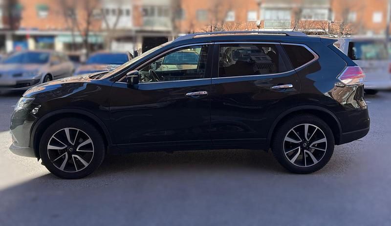 Usado Nissan X-Trail N-Connecta 130 CV (95 kW) 2016 Verde SUV